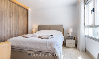 Apartamento muy luminoso con amplia terraza tipo lounge en venta en La Cala Golf, Mijas, Costa del Sol 799952 