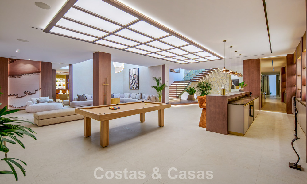 Villa contemporánea de diseño con vistas panorámicas en venta en el Valle del Golf de Nueva Andalucía, Marbella 800092
