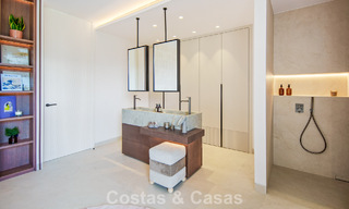 Villa contemporánea de diseño con vistas panorámicas en venta en el Valle del Golf de Nueva Andalucía, Marbella 800153 