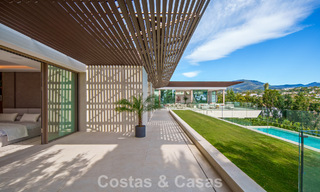 Villa contemporánea de diseño con vistas panorámicas en venta en el Valle del Golf de Nueva Andalucía, Marbella 800167 