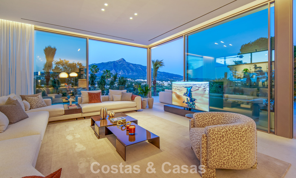Villa contemporánea de diseño con vistas panorámicas en venta en el Valle del Golf de Nueva Andalucía, Marbella 800186