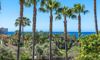 Villa adosada reformada en venta con vista al mar en el campo de golf al este de Marbella 800240 