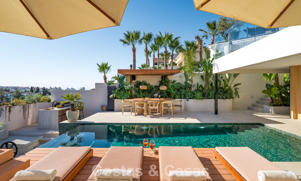 Villa moderna de lujo reformada con impresionantes vistas en venta en Nueva Andalucía, Marbella 800346