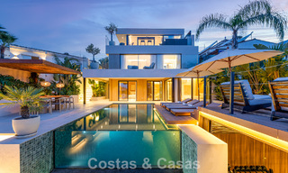 Villa moderna de lujo reformada con impresionantes vistas en venta en Nueva Andalucía, Marbella 800348 