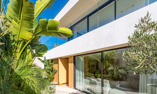 Villa moderna de lujo reformada con impresionantes vistas en venta en Nueva Andalucía, Marbella 800356 