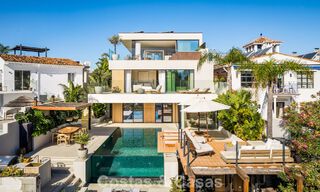 Villa moderna de lujo reformada con impresionantes vistas en venta en Nueva Andalucía, Marbella 800364 