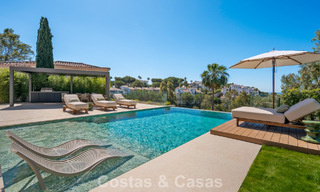 Moderna villa de lujo mediterránea en venta en una urbanización cerrada en Marbella - Benahavís 800455 