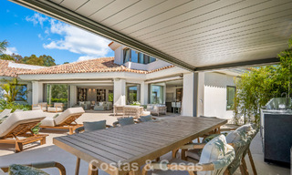 Moderna villa de lujo mediterránea en venta en una urbanización cerrada en Marbella - Benahavís 800461 