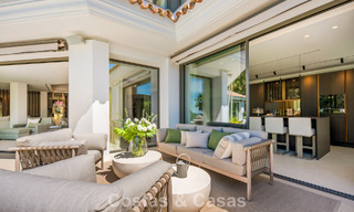 Moderna villa de lujo mediterránea en venta en una urbanización cerrada en Marbella - Benahavís 800469 