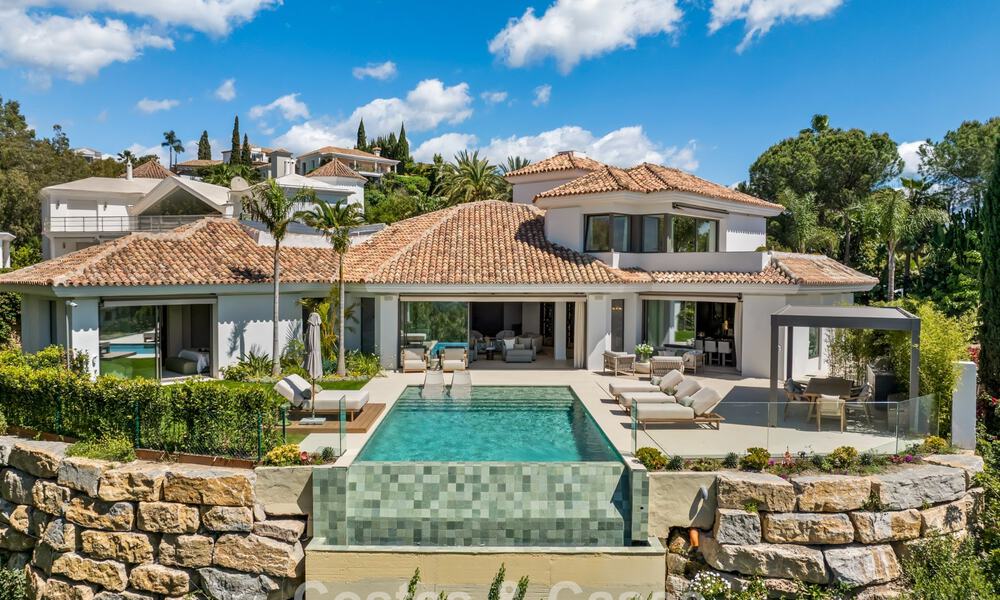 Moderna villa de lujo mediterránea en venta en una urbanización cerrada en Marbella - Benahavís 800471