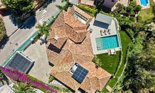 Moderna villa de lujo mediterránea en venta en una urbanización cerrada en Marbella - Benahavís 800475 