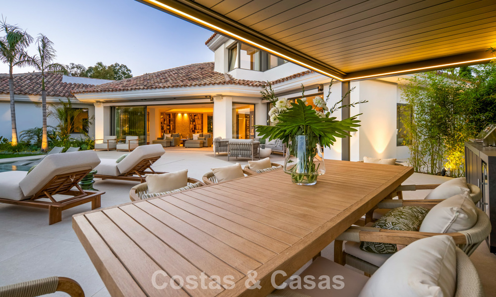 Moderna villa de lujo mediterránea en venta en una urbanización cerrada en Marbella - Benahavís 800489