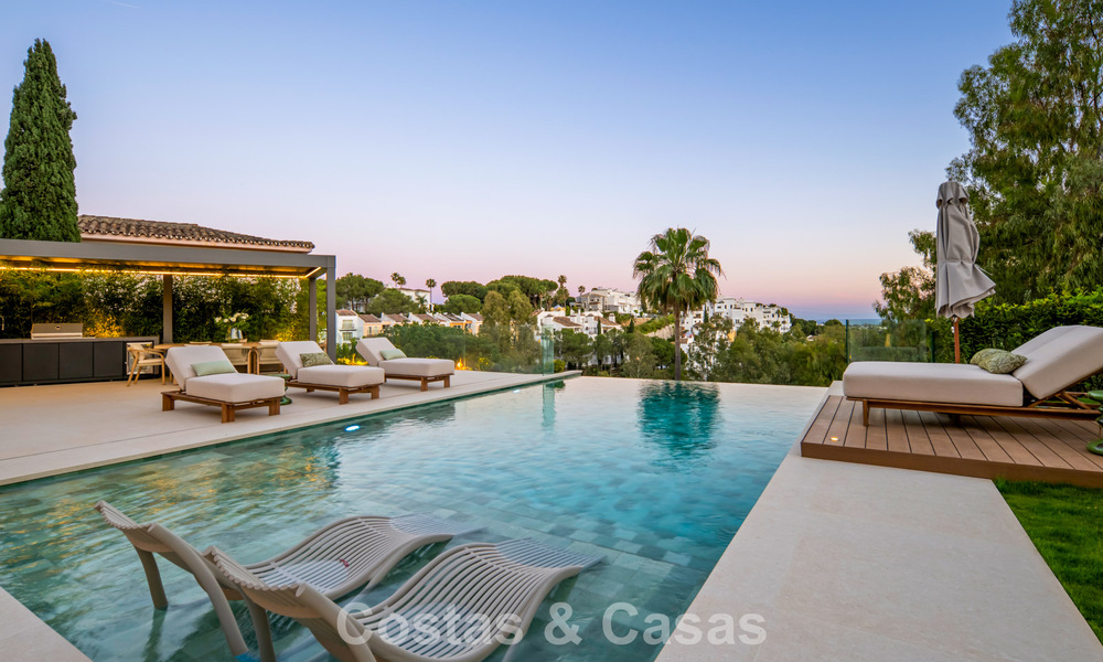Moderna villa de lujo mediterránea en venta en una urbanización cerrada en Marbella - Benahavís 800493