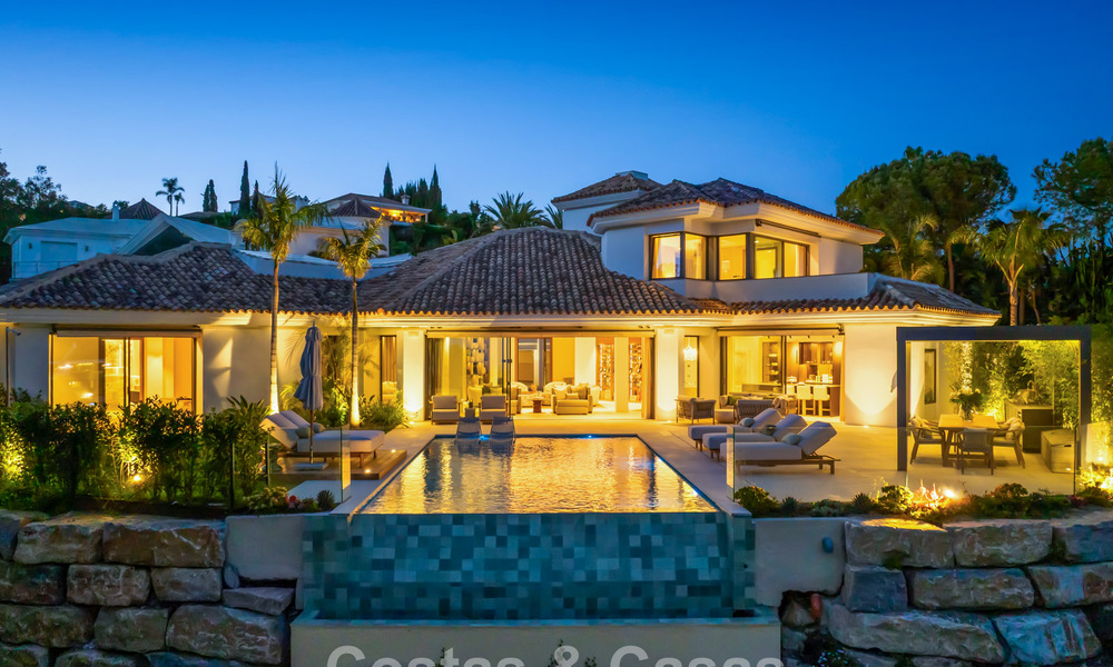 Moderna villa de lujo mediterránea en venta en una urbanización cerrada en Marbella - Benahavís 800496