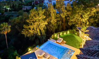 Moderna villa de lujo mediterránea en venta en una urbanización cerrada en Marbella - Benahavís 800500 
