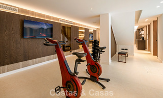 Moderna villa de lujo mediterránea en venta en una urbanización cerrada en Marbella - Benahavís 800510 