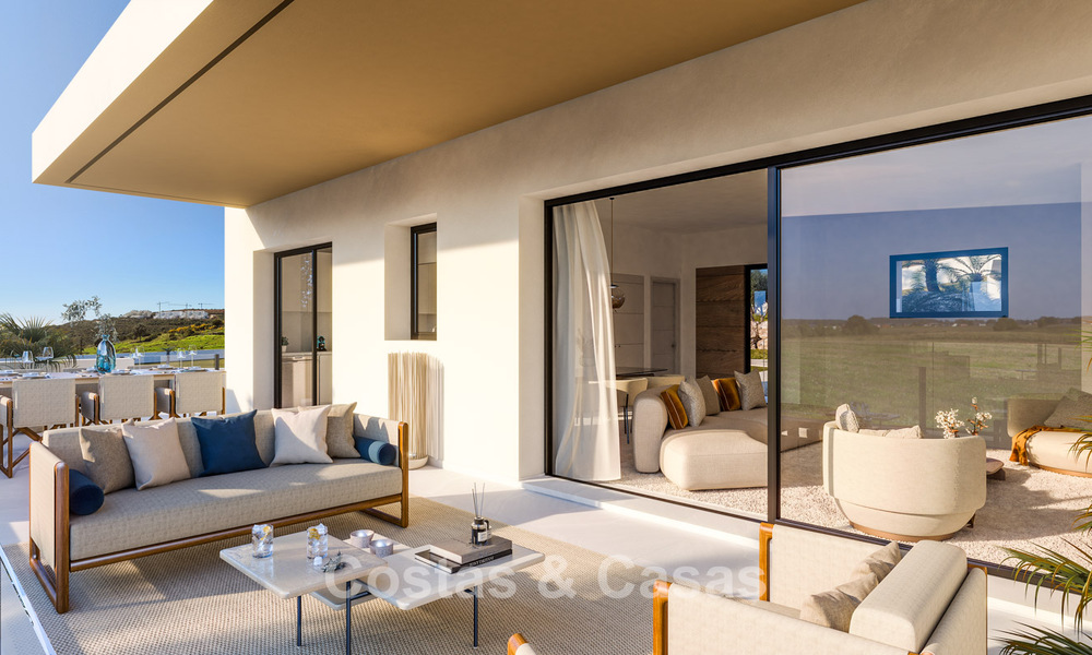 ¡Lanzamiento! Modernas viviendas adosadas en un entorno de golf privilegiado en Estepona 800558