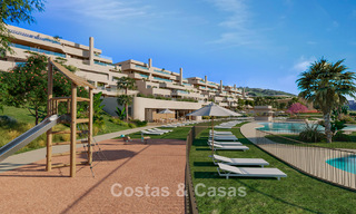 Apartamentos de golf contemporáneos en venta cerca de Sotogrande, Costa del Sol 800722 