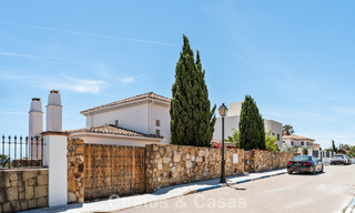 Amplia villa de estilo arquitectónico español moderno con impresionantes vistas al mar en venta en Manilva, Costa del Sol 800628 