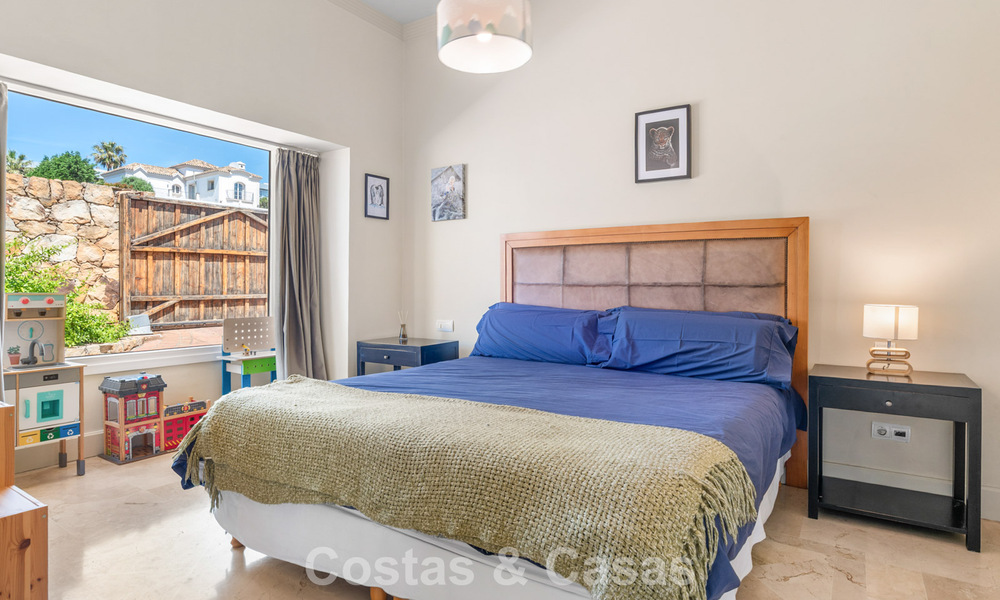 Amplia villa de estilo arquitectónico español moderno con impresionantes vistas al mar en venta en Manilva, Costa del Sol 800635