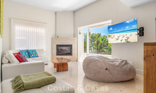 Amplia villa de estilo arquitectónico español moderno con impresionantes vistas al mar en venta en Manilva, Costa del Sol 800646 