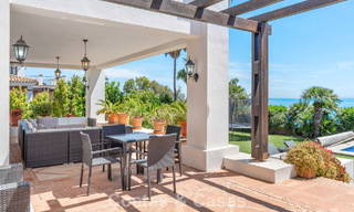 Amplia villa de estilo arquitectónico español moderno con impresionantes vistas al mar en venta en Manilva, Costa del Sol 800648 
