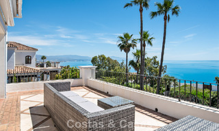 Amplia villa de estilo arquitectónico español moderno con impresionantes vistas al mar en venta en Manilva, Costa del Sol 800668 