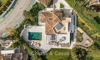 Villa de lujo totalmente renovada en venta en el Valle del Golf de Nueva Andalucía, Marbella 800736 