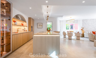 Exclusivo ático dúplex en primera línea de playa en venta en la new golden mile entre Marbella y Estepona 800758 