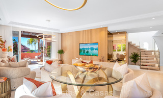 Exclusivo ático dúplex en primera línea de playa en venta en la new golden mile entre Marbella y Estepona 800762 