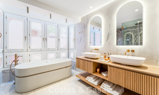 Exclusivo ático dúplex en primera línea de playa en venta en la new golden mile entre Marbella y Estepona 800783 