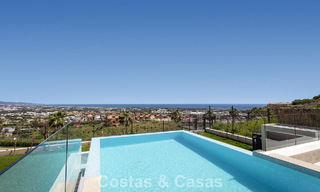 Villa de lujo contemporánea con vistas panorámicas en venta en las colinas de Marbella - Benahavís 800790 