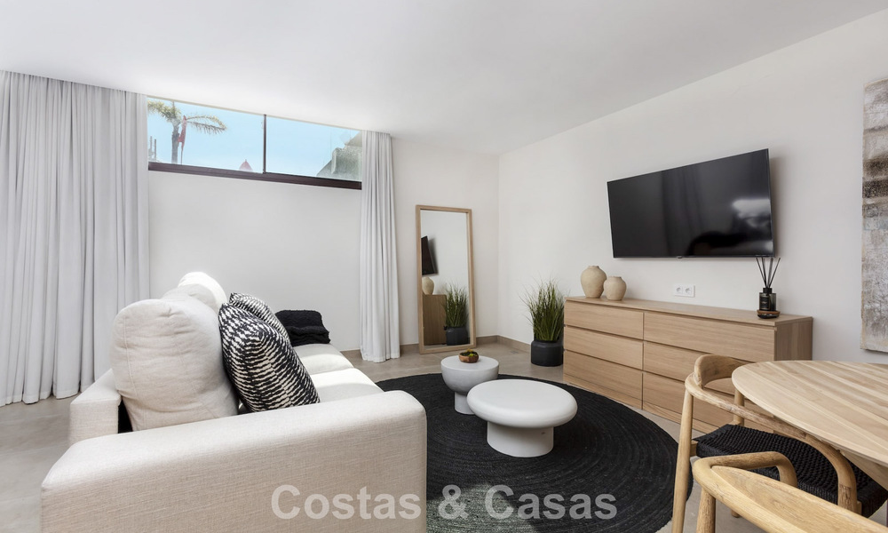 Villa de lujo contemporánea con vistas panorámicas en venta en las colinas de Marbella - Benahavís 800791