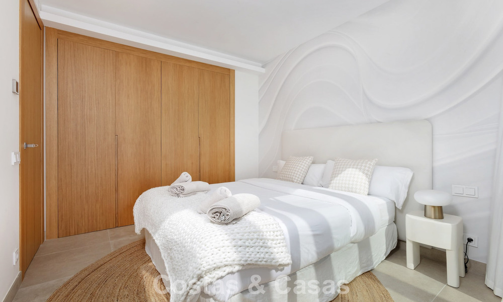 Villa de lujo contemporánea con vistas panorámicas en venta en las colinas de Marbella - Benahavís 800793