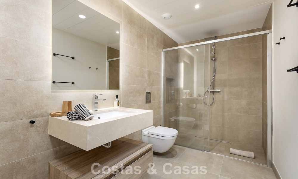 Villa de lujo contemporánea con vistas panorámicas en venta en las colinas de Marbella - Benahavís 800798
