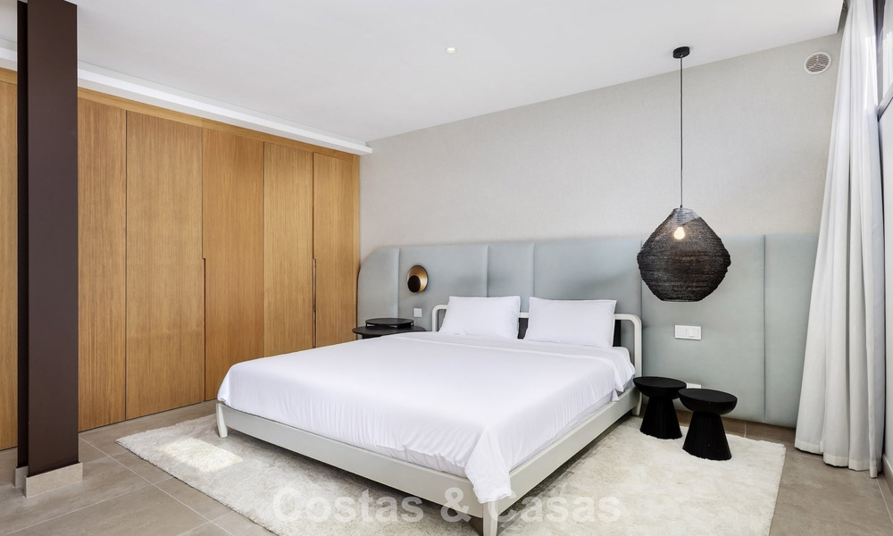Villa de lujo contemporánea con vistas panorámicas en venta en las colinas de Marbella - Benahavís 800810