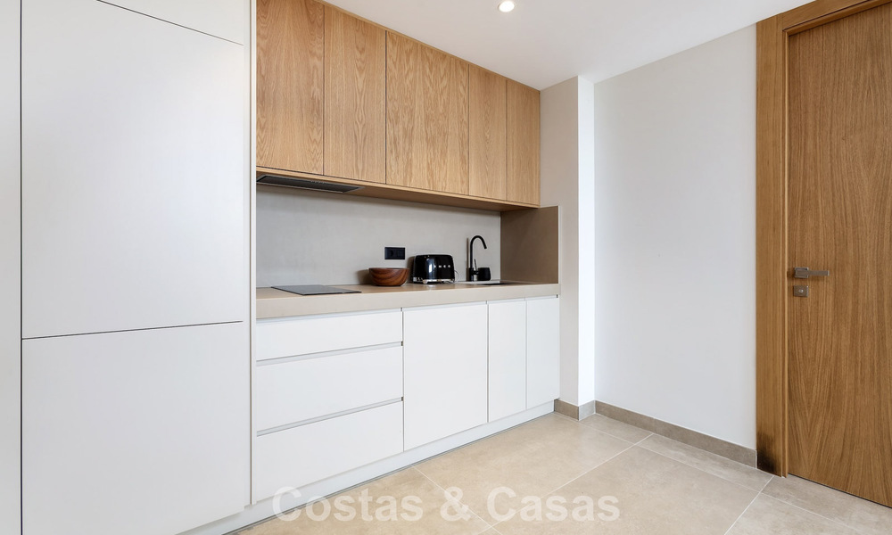 Villa de lujo contemporánea con vistas panorámicas en venta en las colinas de Marbella - Benahavís 800820