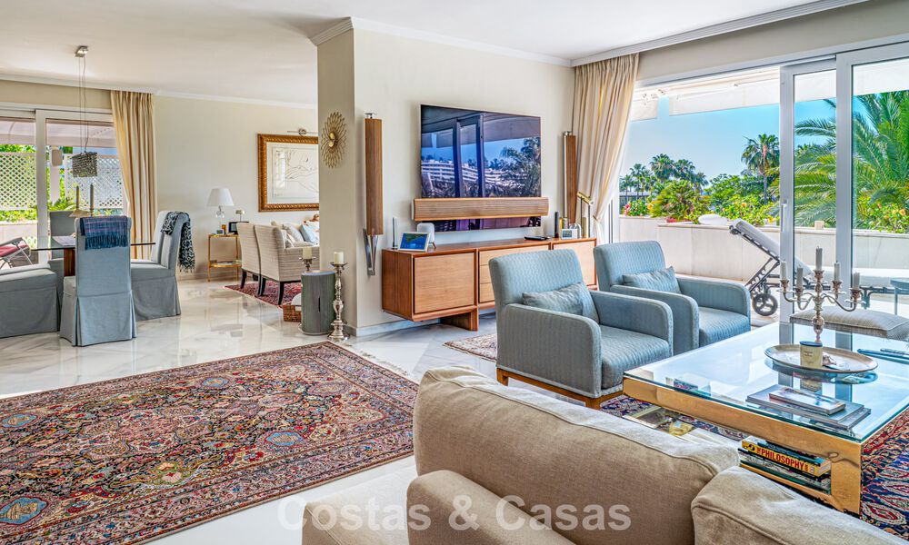 Ático dúplex de alta gama en venta en un exclusivo complejo de golf en Nueva Andalucía, Marbella 800962