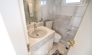 Ático dúplex de alta gama en venta en un exclusivo complejo de golf en Nueva Andalucía, Marbella 800984 