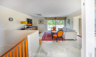 Ático dúplex de alta gama en venta en un exclusivo complejo de golf en Nueva Andalucía, Marbella 800995 