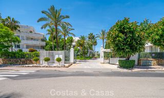Ático dúplex de alta gama en venta en un exclusivo complejo de golf en Nueva Andalucía, Marbella 801012 