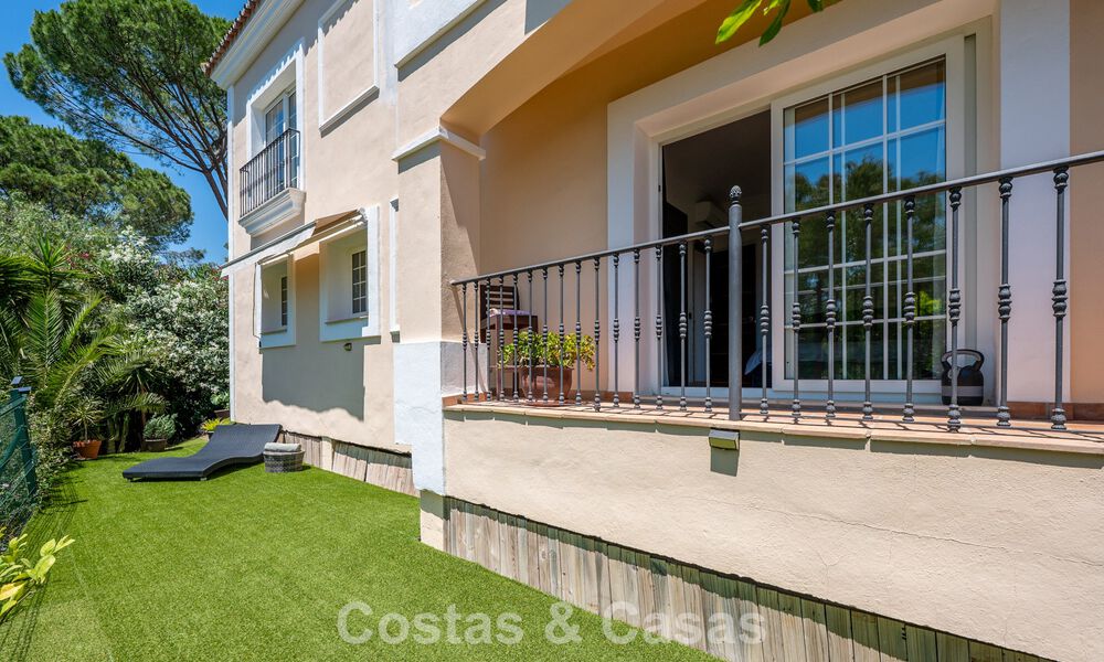 Amplia vivienda familiar en venta en una exclusiva urbanización cerrada en la codiciada Nueva Andalucía, Marbella 801099