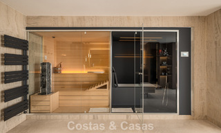 Impresionante villa de lujo con arquitectura minimalista moderna en venta en las colinas de Marbella Este 801125 
