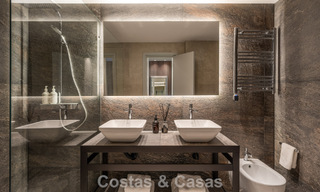 Impresionante villa de lujo con arquitectura minimalista moderna en venta en las colinas de Marbella Este 801149 