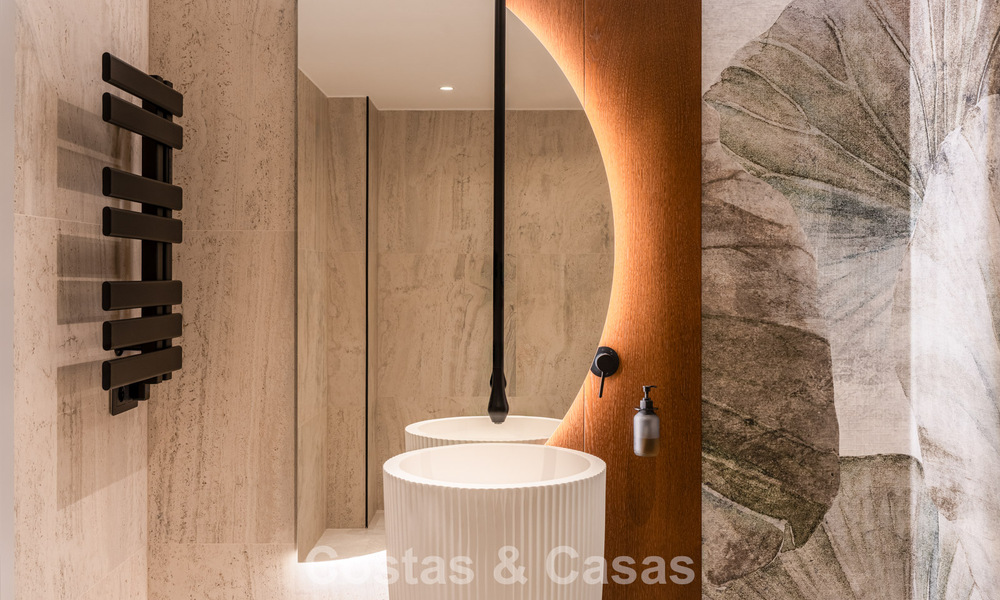 Impresionante villa de lujo con arquitectura minimalista moderna en venta en las colinas de Marbella Este 801160