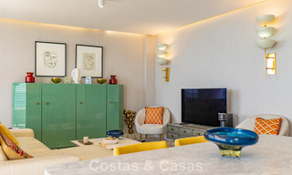 Exclusivo ático con impresionantes vistas abiertas al mar en venta en primera línea de playa en Estepona 801255 