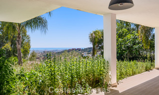 Villa de lujo contemporánea con elegante arquitectura moderna e impresionantes vistas en venta en Marbella Este 801207 