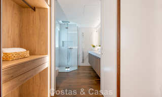 Amplio apartamento de lujo en venta en un exclusivo complejo de la Milla de Oro de Marbella 801368 