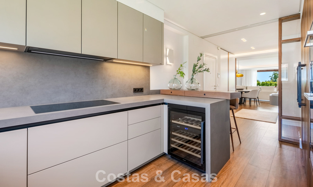 Amplio apartamento de lujo en venta en un exclusivo complejo de la Milla de Oro de Marbella 801386