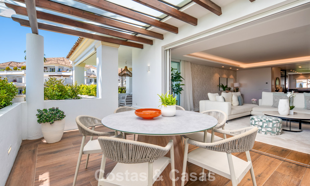 Amplio apartamento de lujo en venta en un exclusivo complejo de la Milla de Oro de Marbella 801401